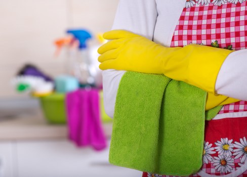 Deep one off cleaning in a modern kitchen